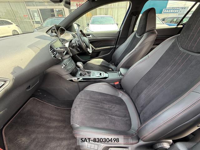Peugeot 308 2015-11 7808811-16