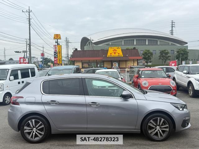 Peugeot 308 2019-05 7808815-12