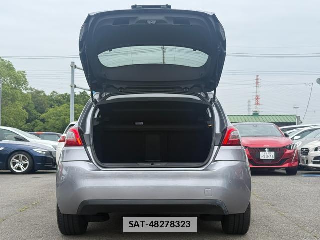 Peugeot 308 2019-05 7808815-14