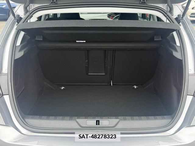 Peugeot 308 2019-05 7808815-15