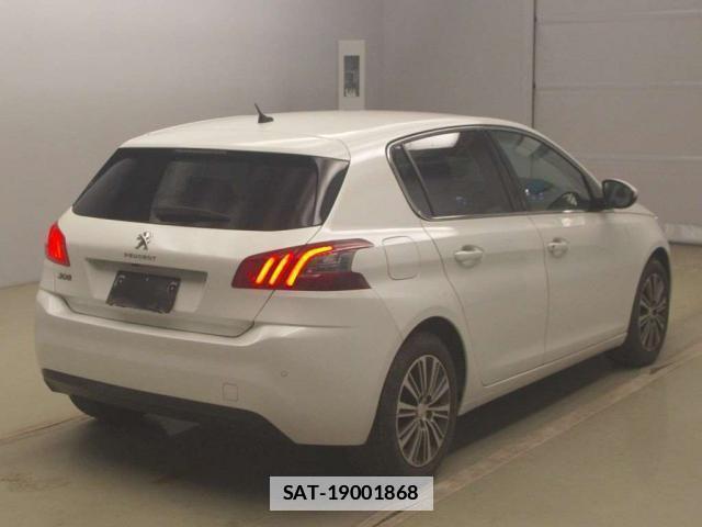 Peugeot 308 2021-09 7810959-1