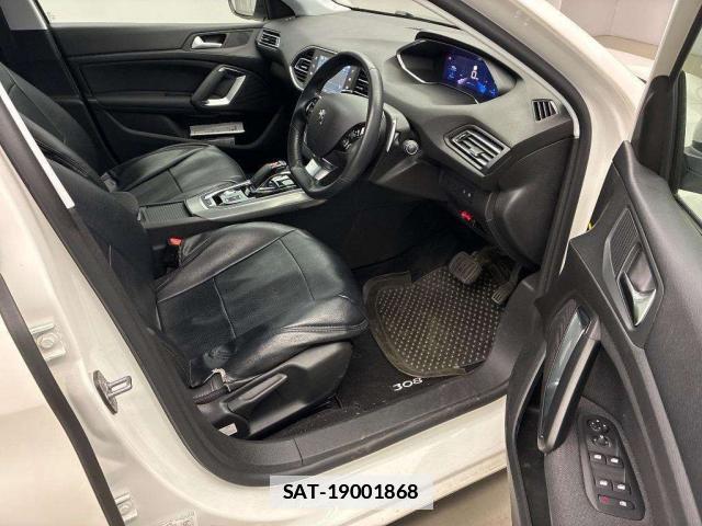Peugeot 308 2021-09 7810959-3