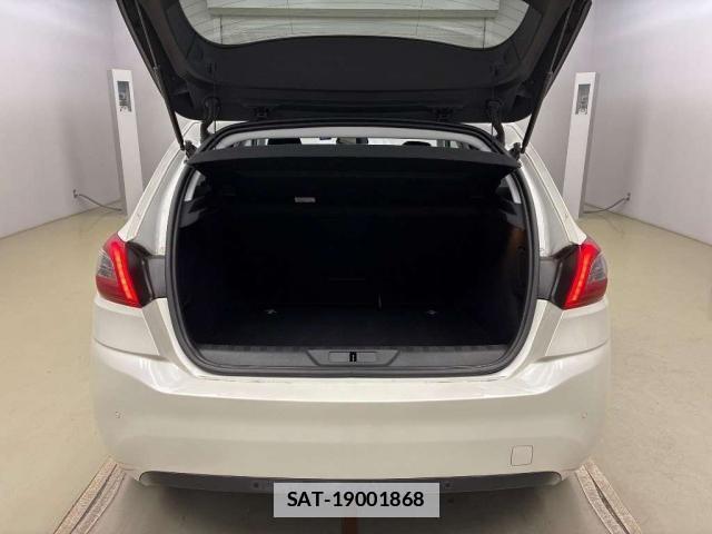 Peugeot 308 2021-09 7810959-9