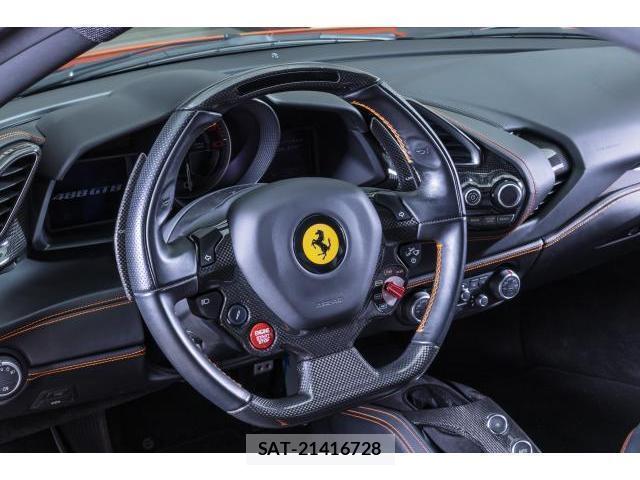 Ferrari 488 GTB 2017-10 7801780-16