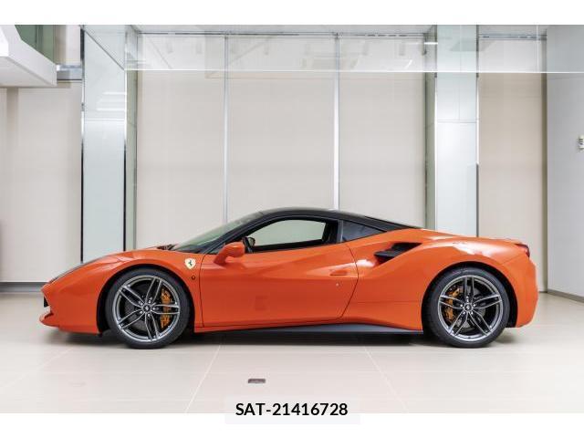 Ferrari 488 GTB 2017-10 7801780-7