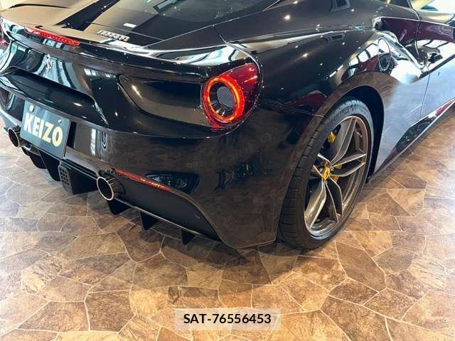 Ferrari 488 GTB 2018-02 7806688-12