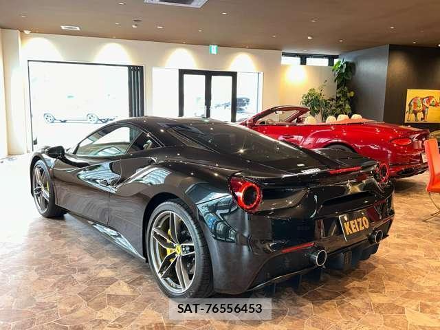 Ferrari 488 GTB 2018-02 7806688-7