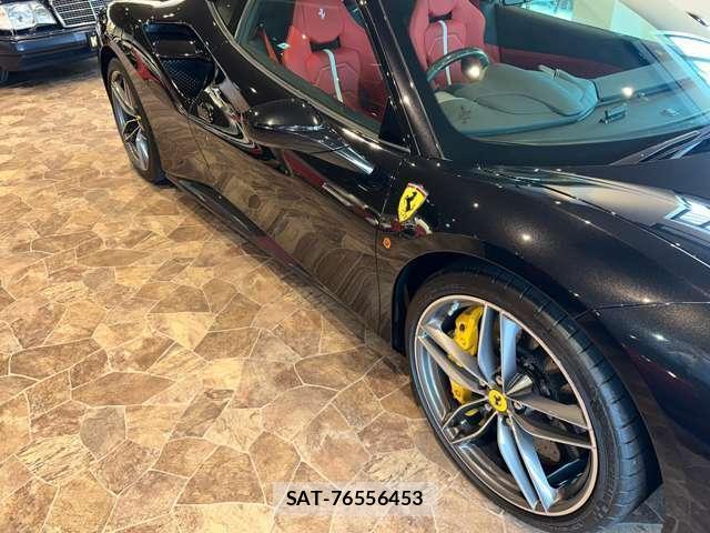 Ferrari 488 GTB 2018-02 7806688-9