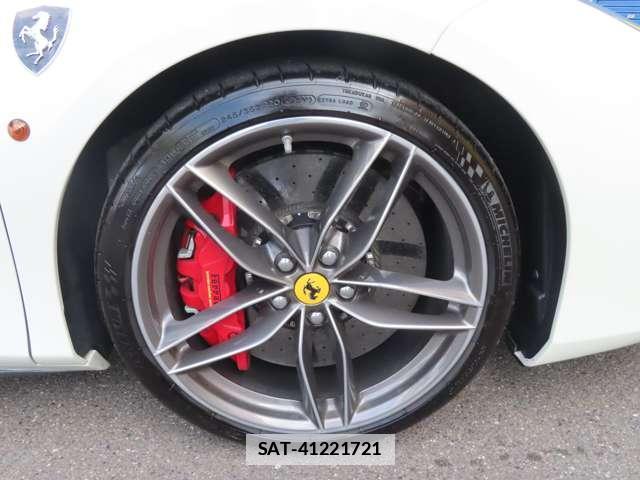Ferrari 488 Spider 2016-06 7794651-12