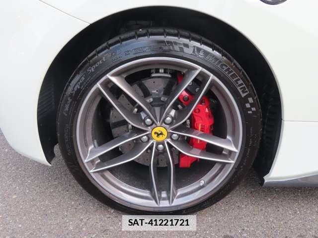 Ferrari 488 Spider 2016-06 7794651-13