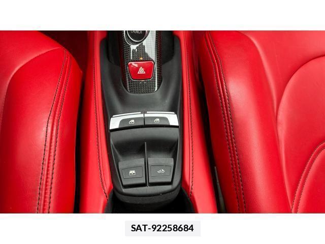 Ferrari 488 Spider 2016-06 7794838-14