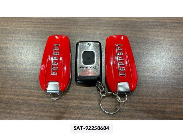 Ferrari 488 Spider 2016-06 7794838-18