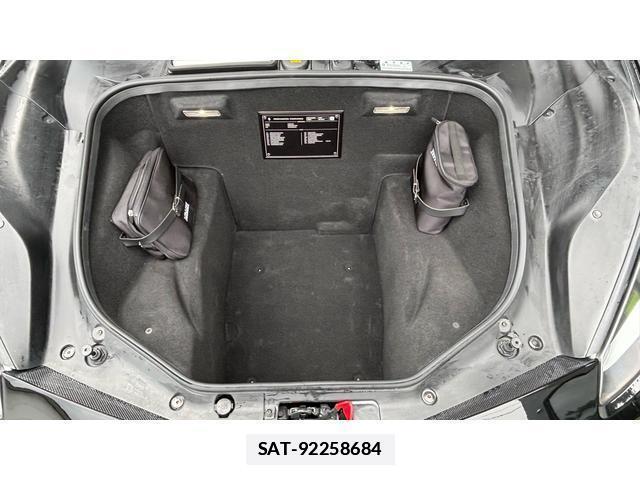 Ferrari 488 Spider 2016-06 7794838-19