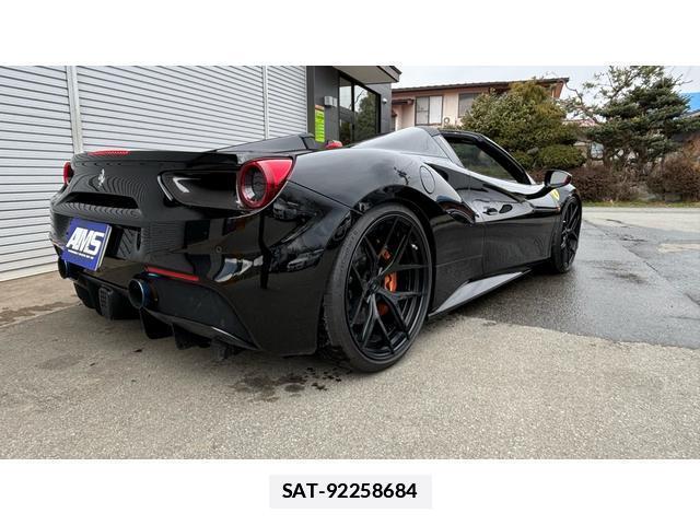 Ferrari 488 Spider 2016-06 7794838-4