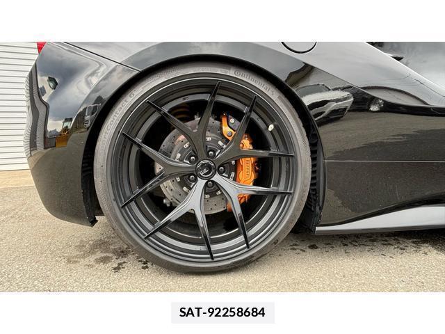 Ferrari 488 Spider 2016-06 7794838-7