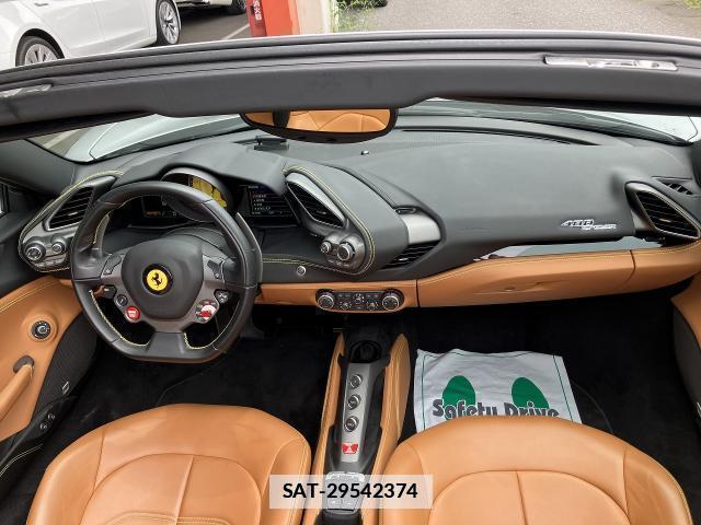 Ferrari 488 Spider 2018-03 7799562-2