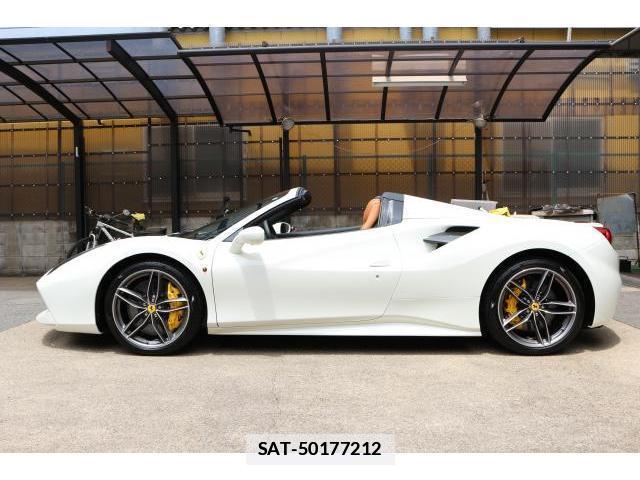 Ferrari 488 Spider 2019-06 7799746-9