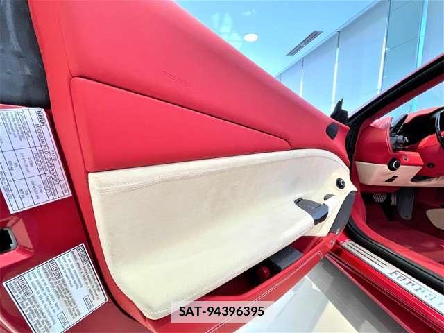 Ferrari 488 Spider 2018-04 7801790-16