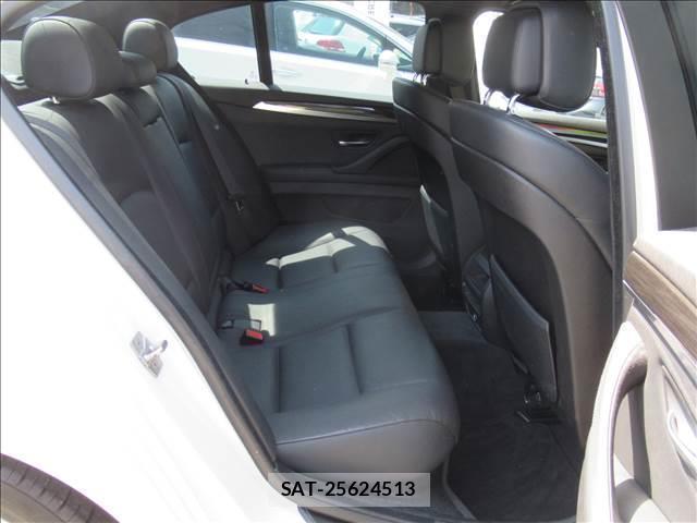 Bmw 5 SERIES 2011-04 7802656-12