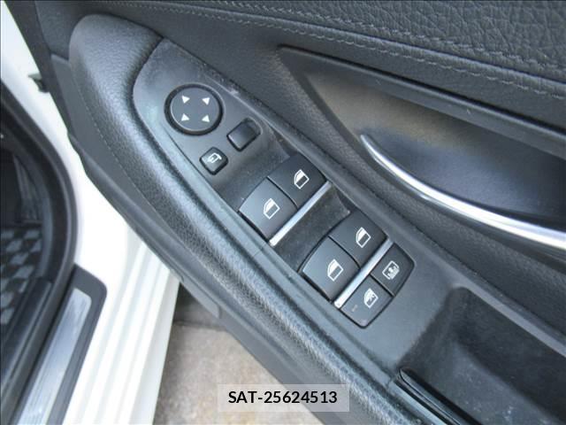 Bmw 5 SERIES 2011-04 7802656-7