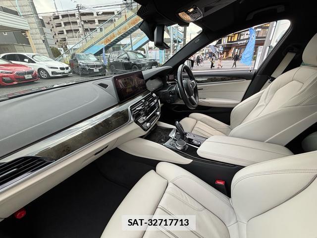 Bmw 5 SERIES 2021-07 7804152-1