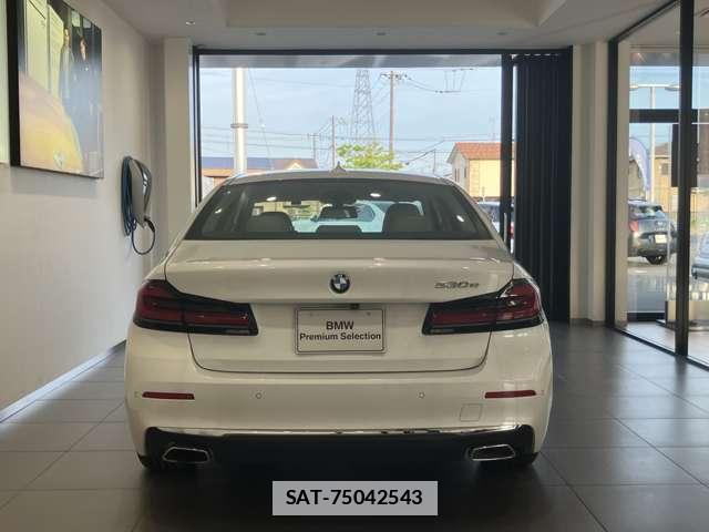 Bmw 5 SERIES 2021-04 7810177-4