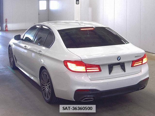 Bmw 5 SERIES 2018-06 7810451-1