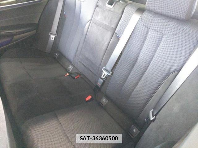 Bmw 5 SERIES 2018-06 7810451-5