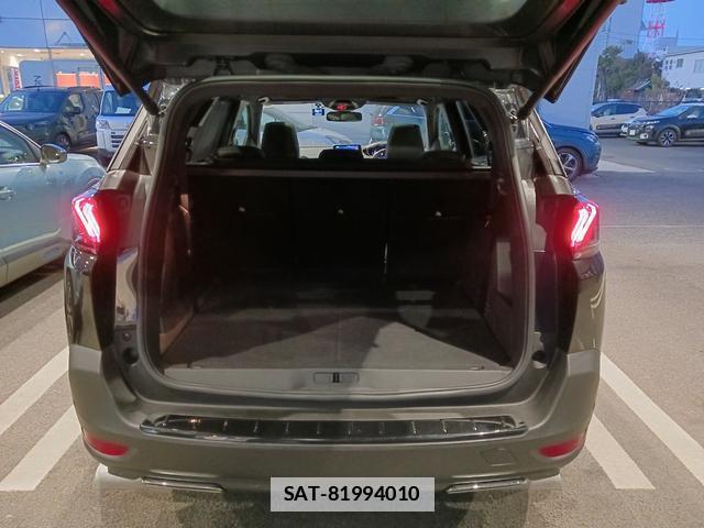 Peugeot 5008 2023-03 7794501-19