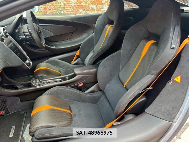 McLaren 570S 2016-11 7793786-11
