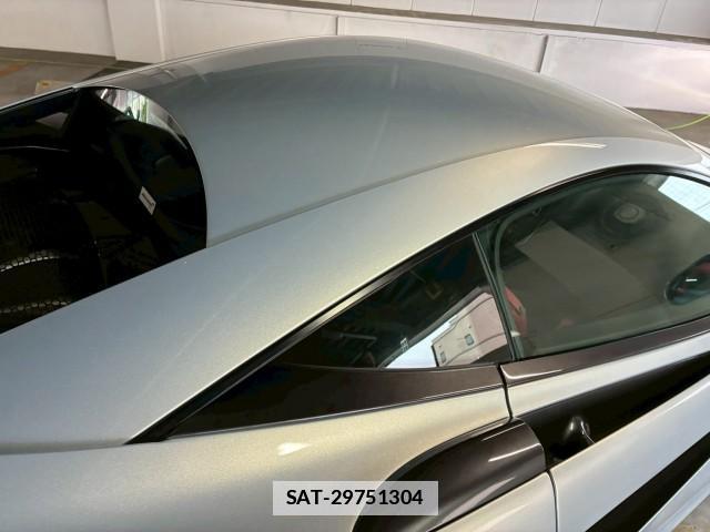 McLaren 570S 2017-09 7805806-15