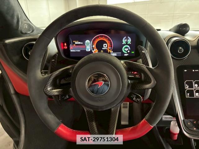 McLaren 570S 2017-09 7805806-8