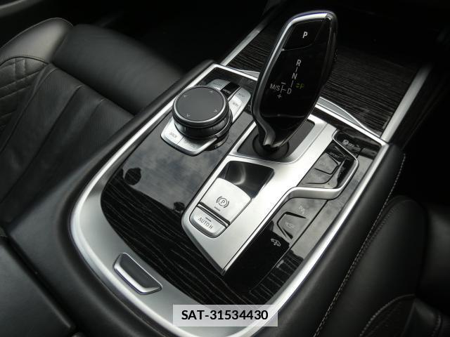 Bmw 7 SERIES 2019-10 7794555-13