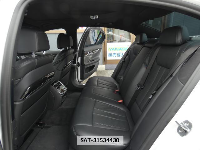 Bmw 7 SERIES 2019-10 7794555-8