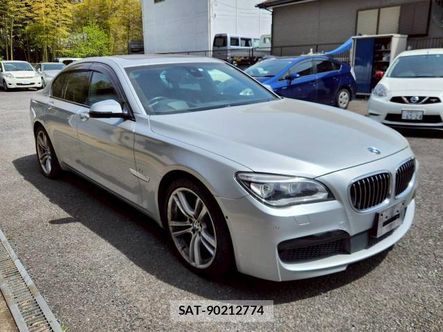 Bmw 7 SERIES 2014-03 7798902-1