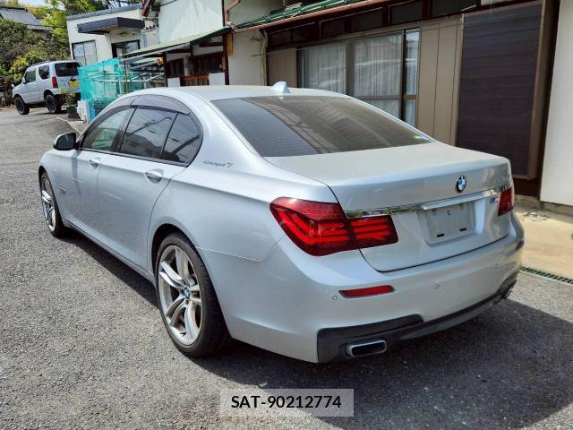 Bmw 7 SERIES 2014-03 7798902-3