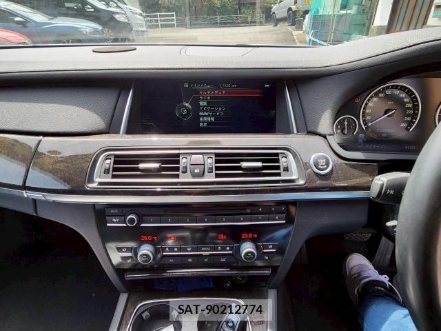 Bmw 7 SERIES 2014-03 7798902-4