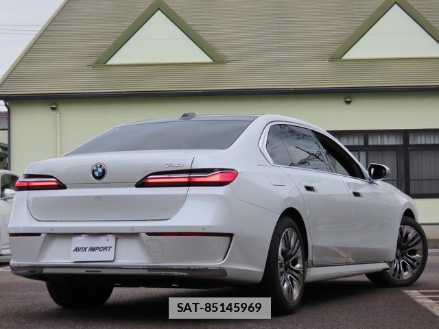 Bmw 7 SERIES 2023-04 7806198-1