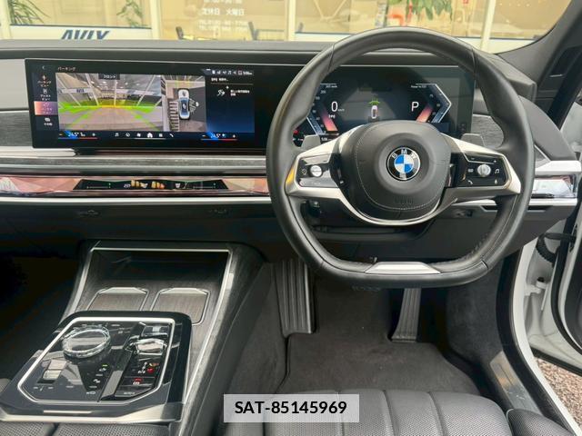 Bmw 7 SERIES 2023-04 7806198-9