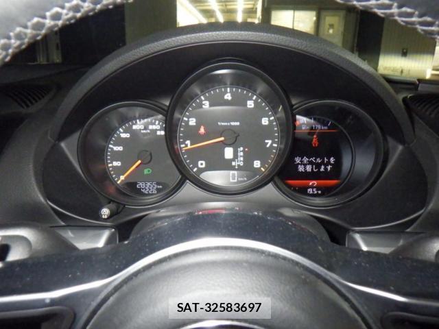 Porsche 718 Boxster 2016-08 7810961-3
