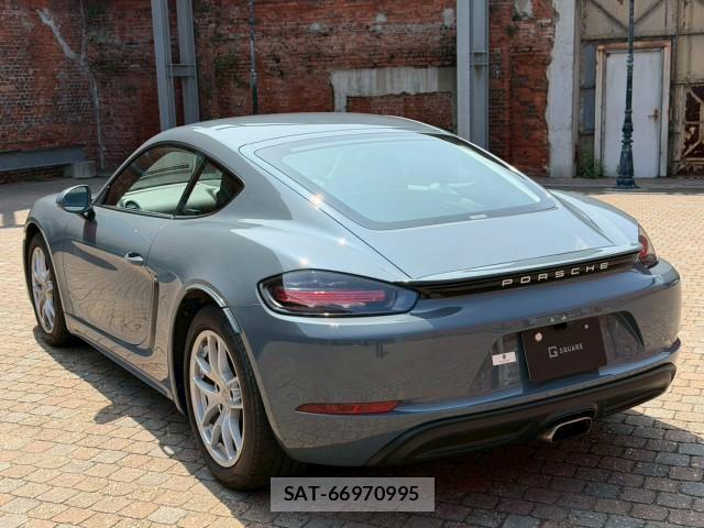 Porsche 718 Cayman 2017-02 7793789-16