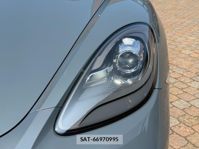 Porsche 718 Cayman 2017-02 7793789-17