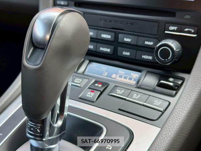 Porsche 718 Cayman 2017-02 7793789-3