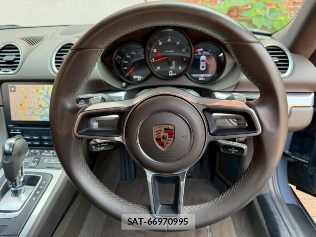 Porsche 718 Cayman 2017-02 7793789-8