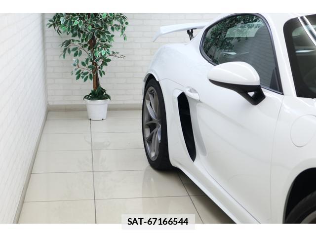 Porsche 718 Cayman 2020-04 7809309-16