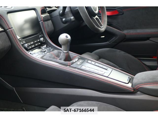 Porsche 718 Cayman 2020-04 7809309-6