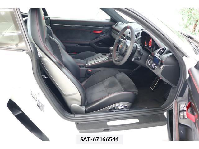 Porsche 718 Cayman 2020-04 7809309-7