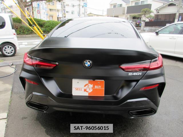 Bmw 8 SERIES 2021-12 7799674-1