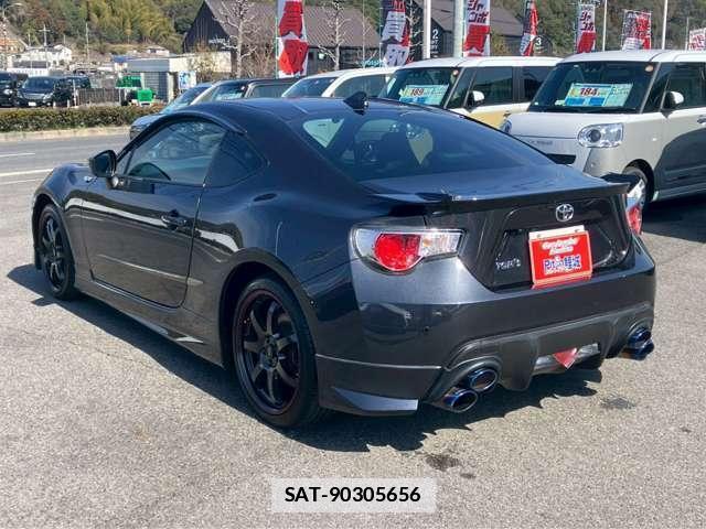Toyota 86 2014-08 7795824-1