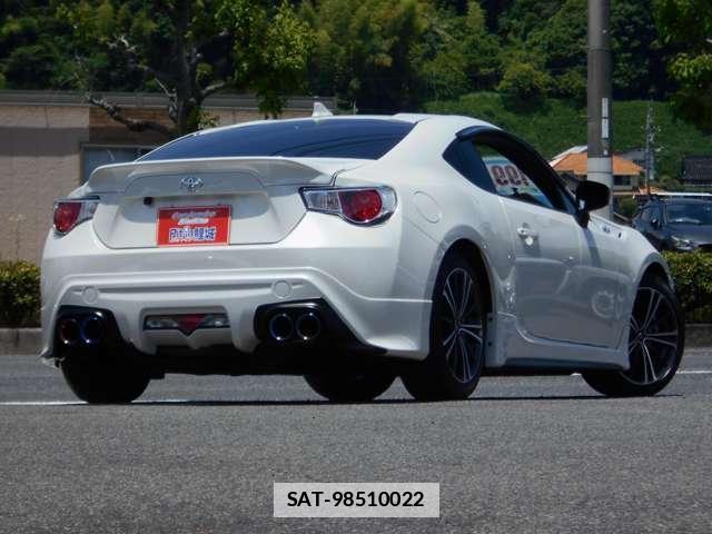 Toyota 86 2015-06 7795930-1
